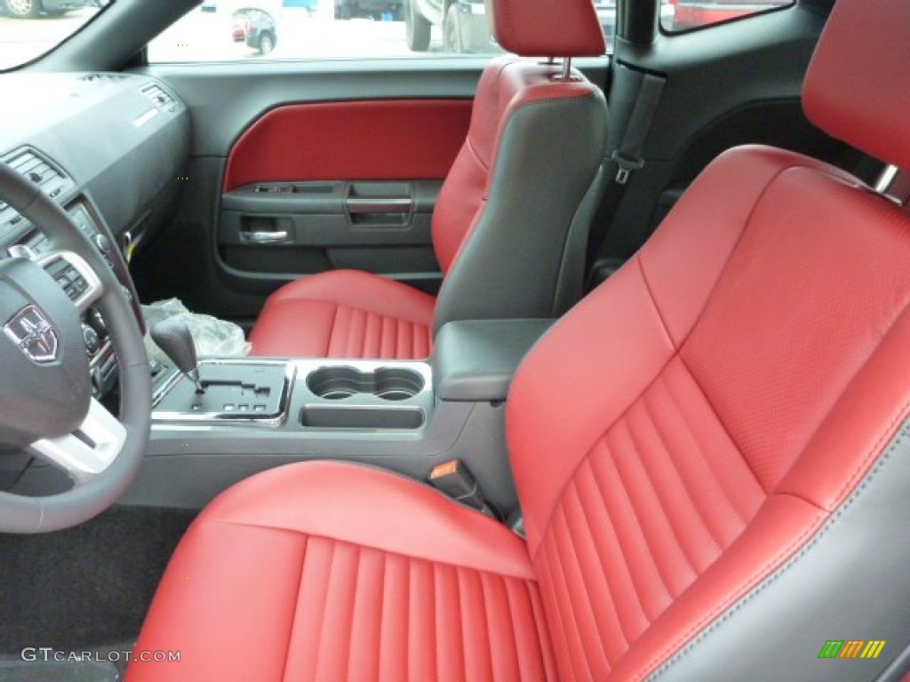 2013 Challenger SXT Plus - Bright White / Radar Red/Dark Slate Gray photo #10