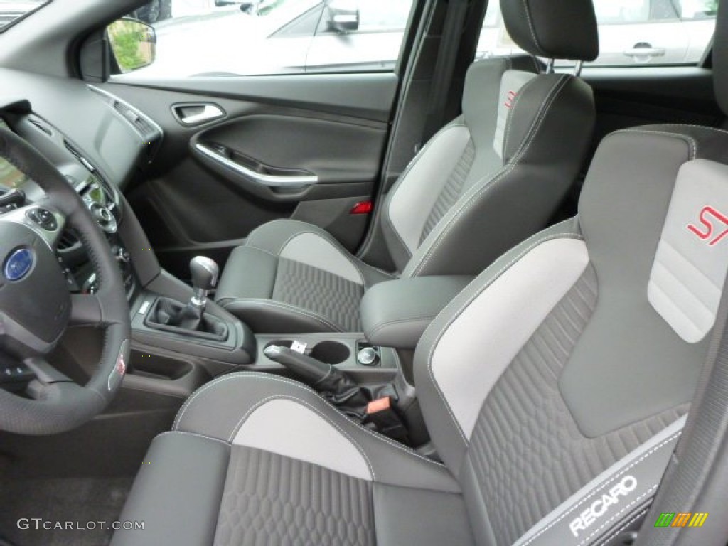 2013 Ford Focus ST Hatchback Front Seat Photo #82906786