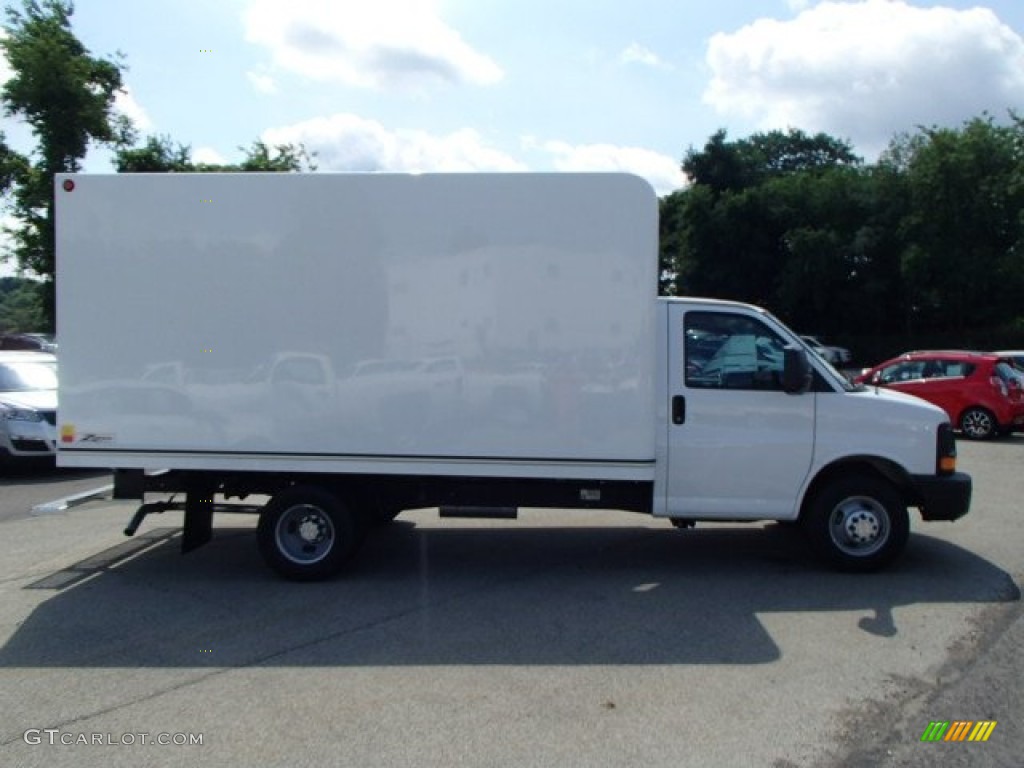 2013 Express Cutaway 3500 Moving Van - Summit White / Medium Pewter photo #5