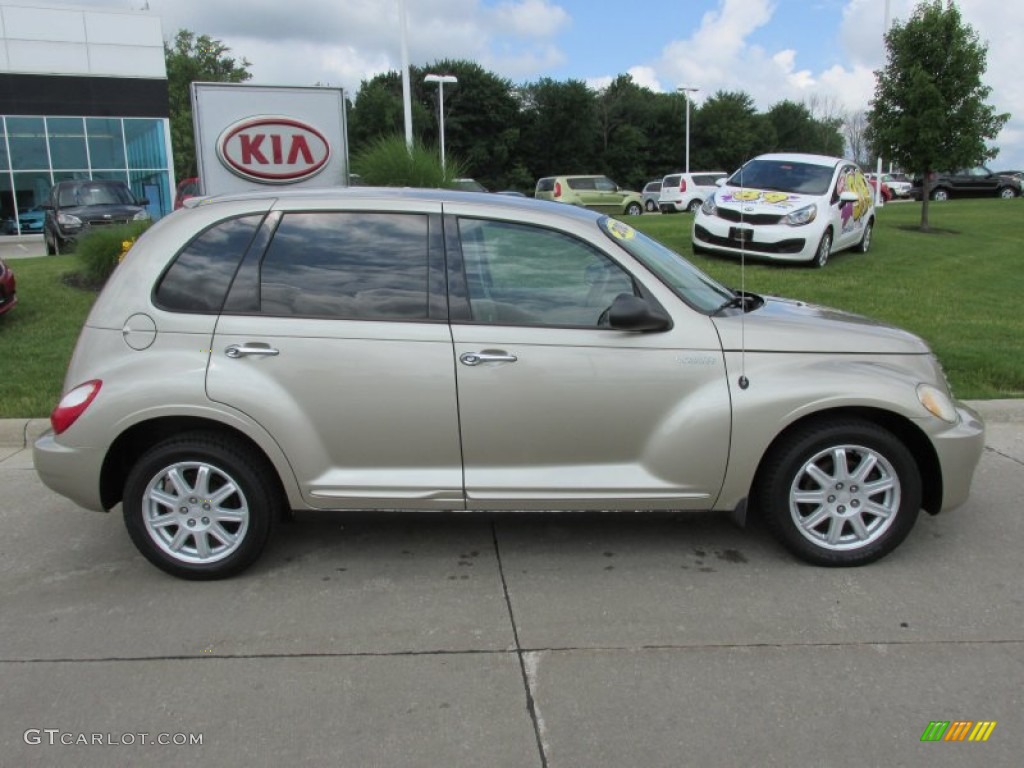 2006 PT Cruiser Touring - Linen Gold Metallic Pearl / Pastel Pebble Beige photo #2