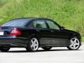 Black - E 350 Sedan Photo No. 4