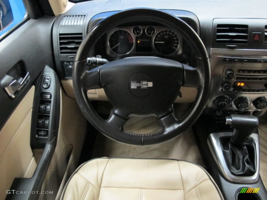 2007 Hummer H3 Standard H3 Model Light Cashmere/Ebony Steering Wheel Photo #82910743