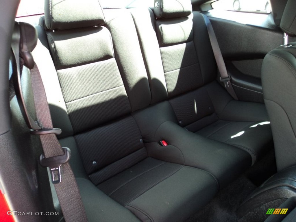 2013 Ford Mustang V6 Coupe Rear Seat Photo #82910845