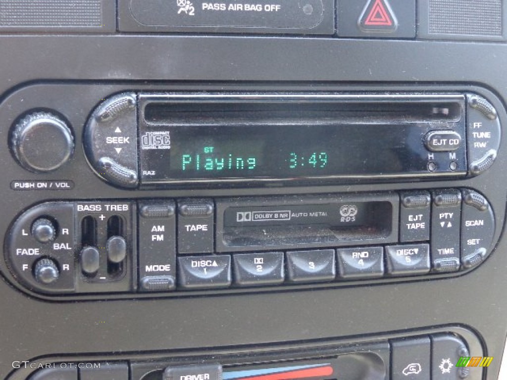 2007 Chrysler Town & Country Touring Audio System Photo #82913199