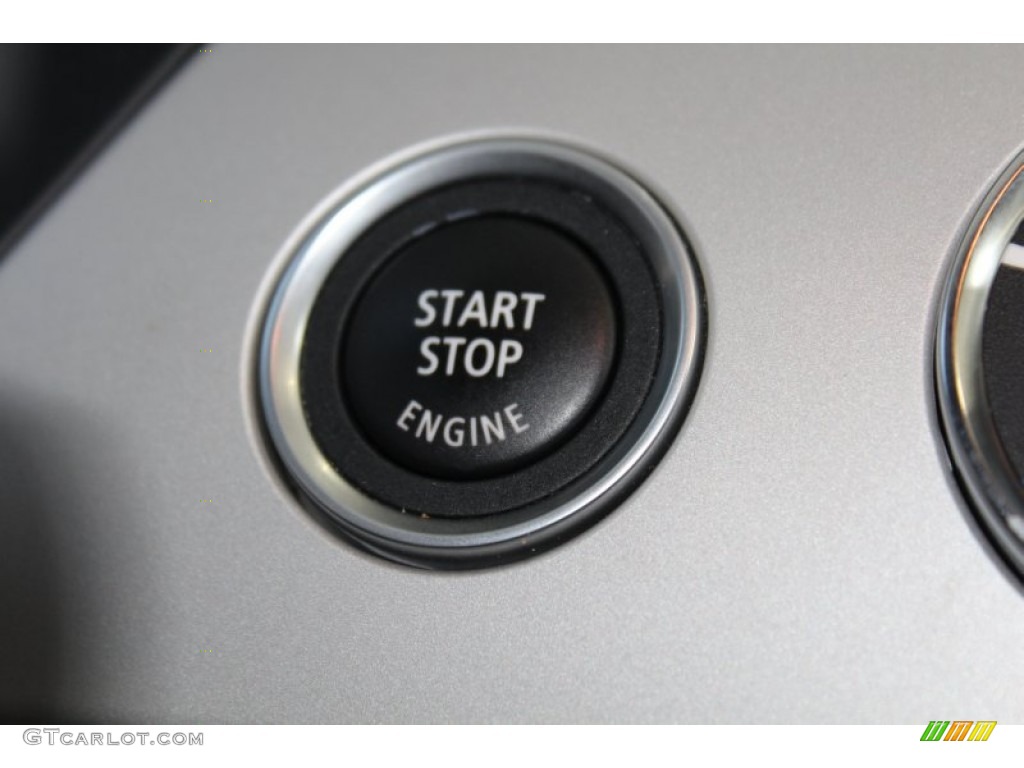 2011 Z4 sDrive30i Roadster - Orion Silver Metallic / Black photo #30