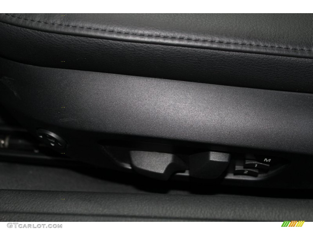 2011 Z4 sDrive30i Roadster - Orion Silver Metallic / Black photo #34