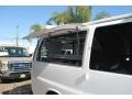 Summit White - Express 2500 Commercial Van Photo No. 9