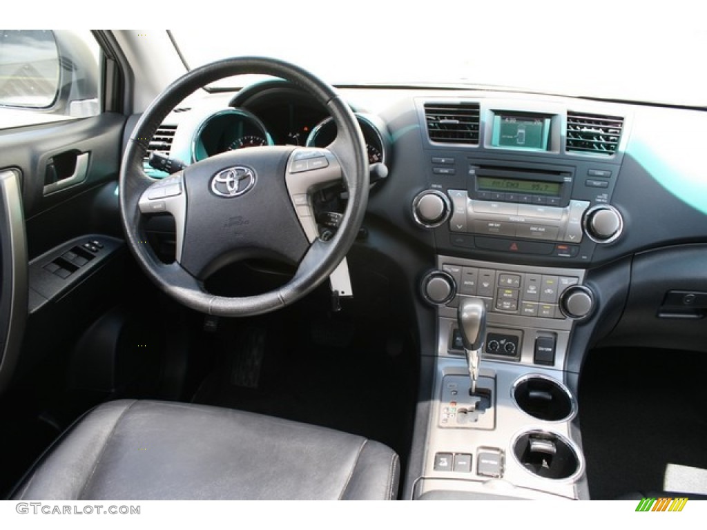 2010 Highlander SE 4WD - Classic Silver Metallic / Black photo #12