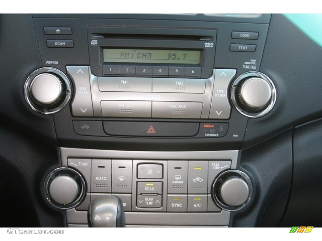 2010 Highlander SE 4WD - Classic Silver Metallic / Black photo #14