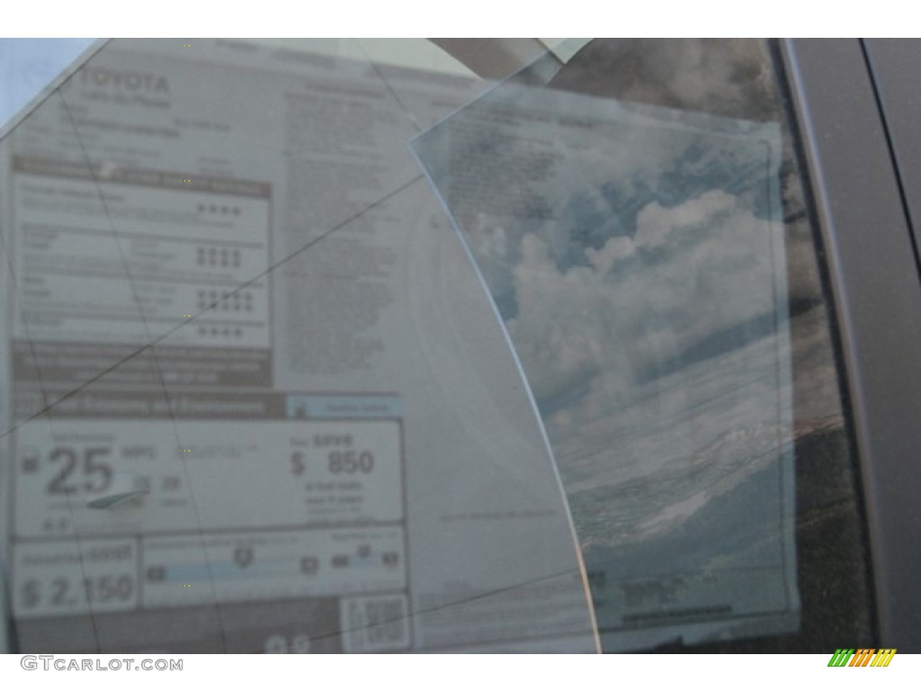 2013 RAV4 XLE AWD - Magnetic Gray Metallic / Black photo #10