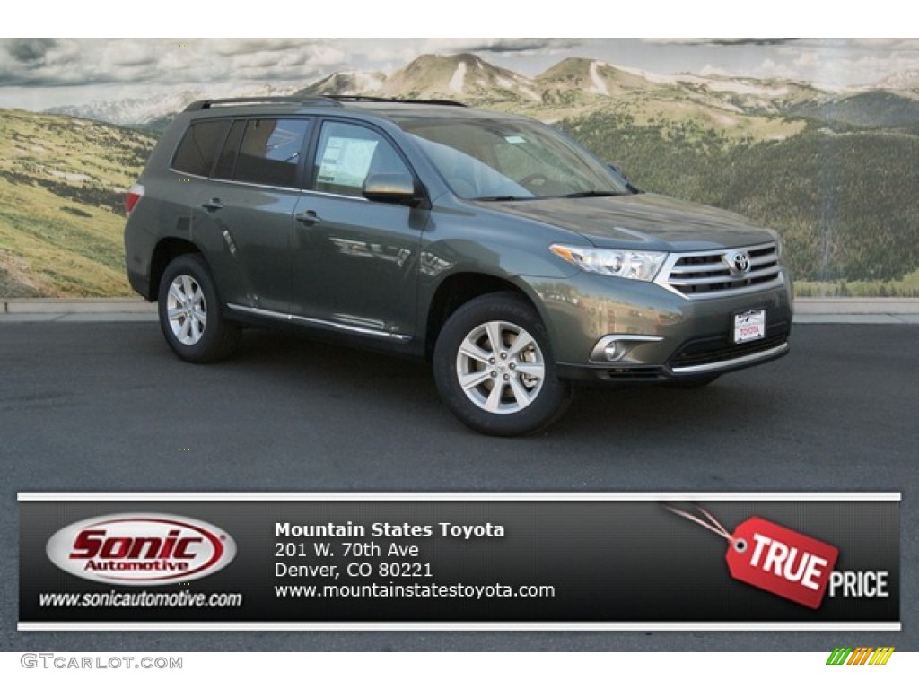 2013 Highlander V6 4WD - Cypress Green Pearl / Sand Beige photo #1