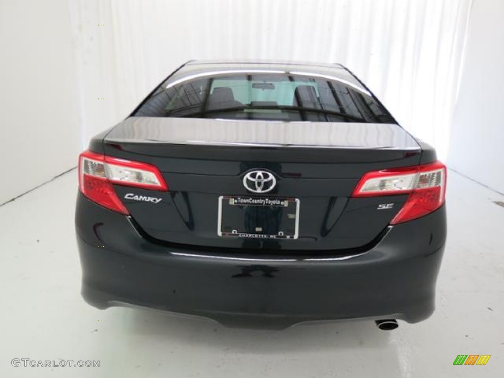 2013 Camry SE - Cosmic Gray Metallic / Black photo #19