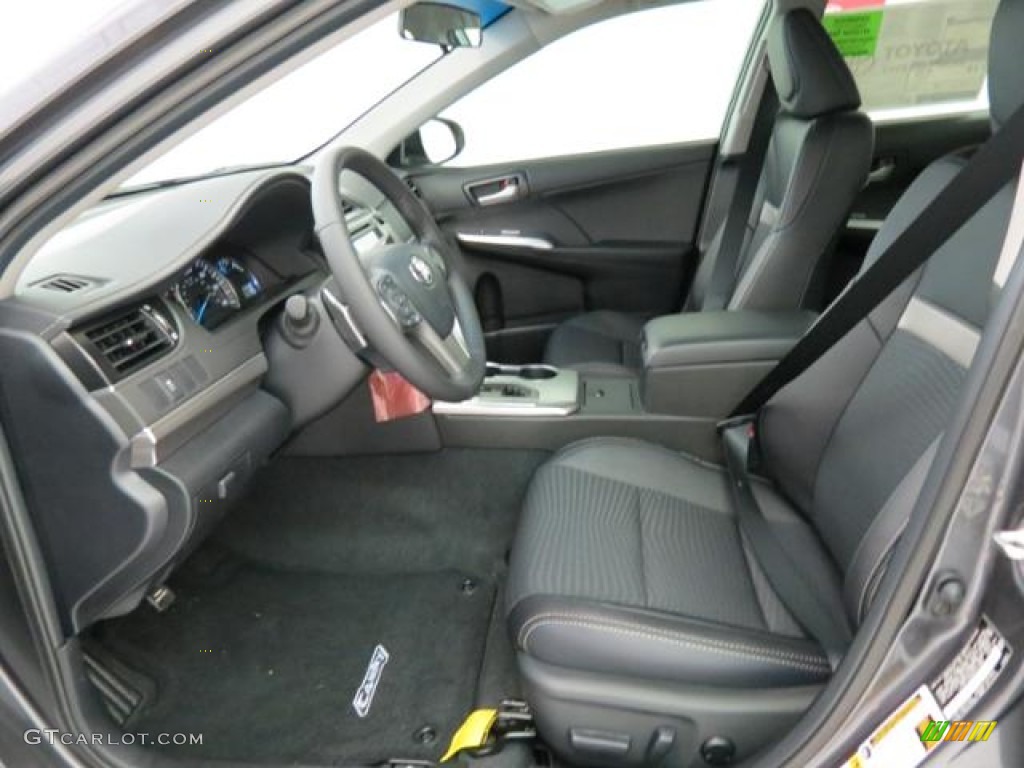 2013 Camry SE - Magnetic Gray Metallic / Black photo #8
