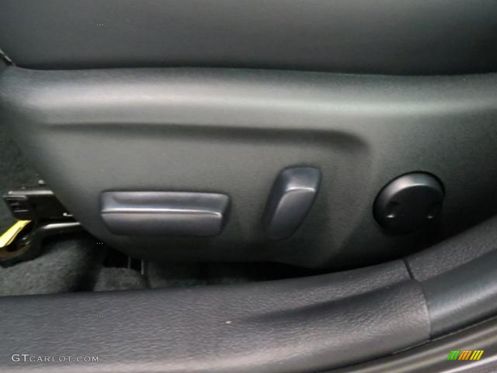 2013 Camry SE - Magnetic Gray Metallic / Black photo #9