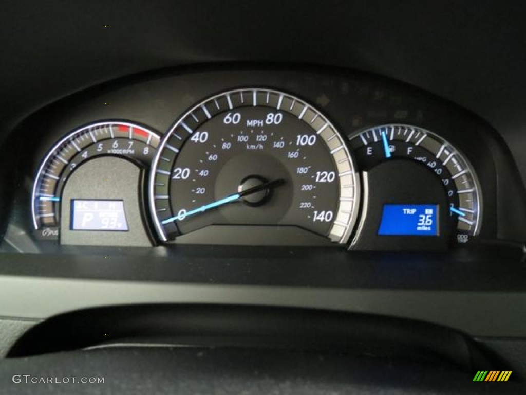 2013 Camry SE - Magnetic Gray Metallic / Black photo #11