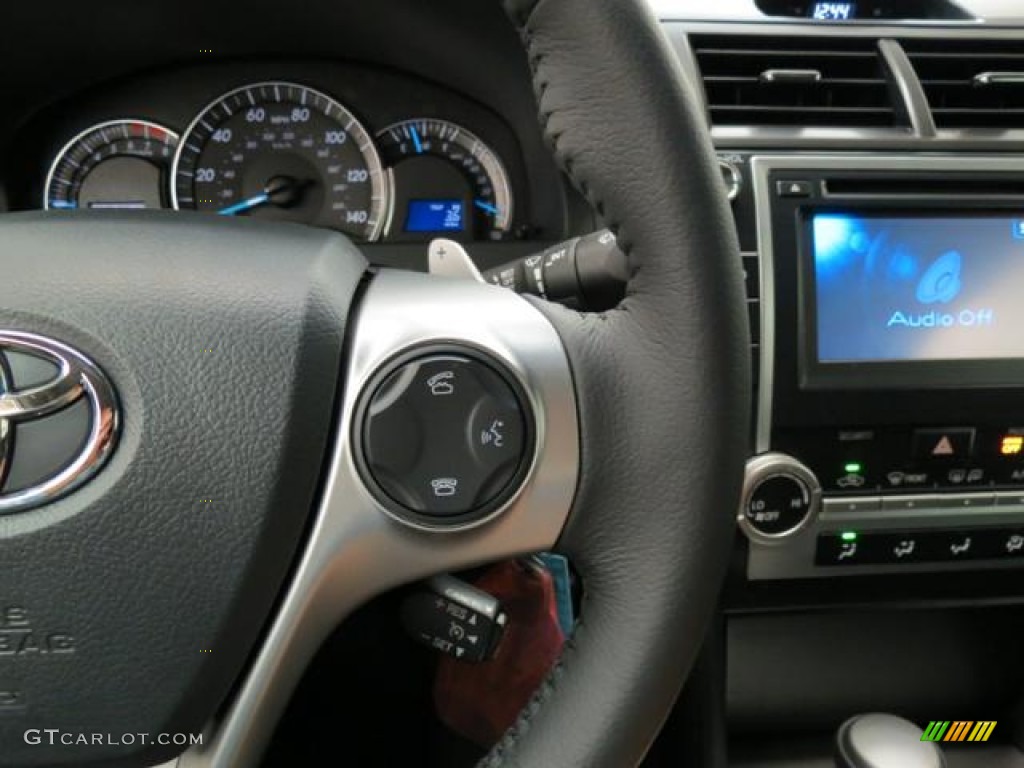 2013 Camry SE - Magnetic Gray Metallic / Black photo #15