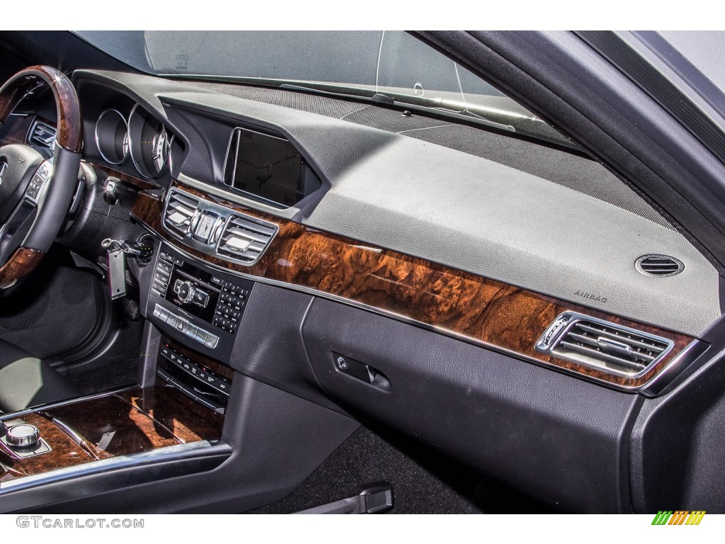 2014 Mercedes-Benz E 350 4Matic Wagon Black Dashboard Photo #82921403