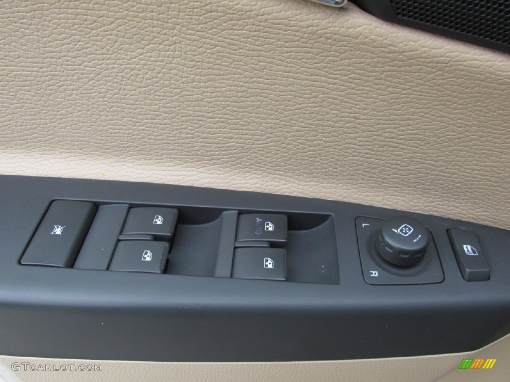 2008 Saturn VUE XR AWD Controls Photo #82925959