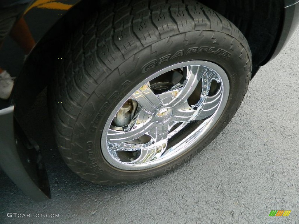 2009 Nissan Frontier PRO-4X King Cab Custom Wheels Photos