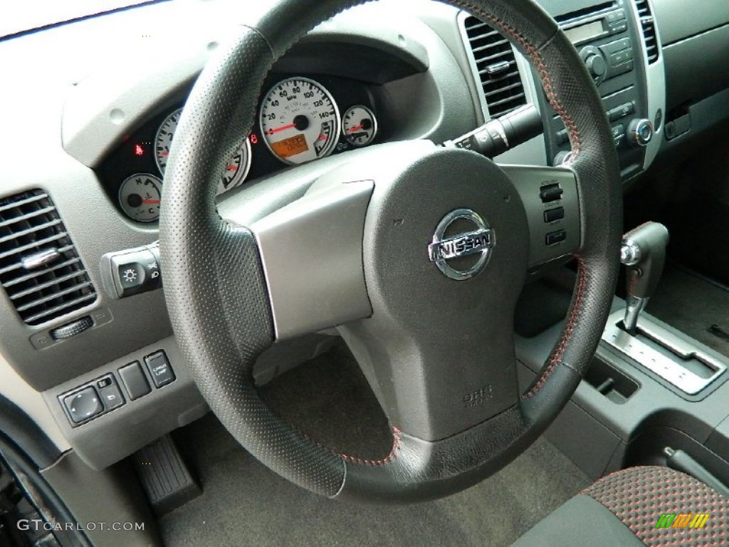 2009 Nissan Frontier PRO-4X King Cab Steering Wheel Photos