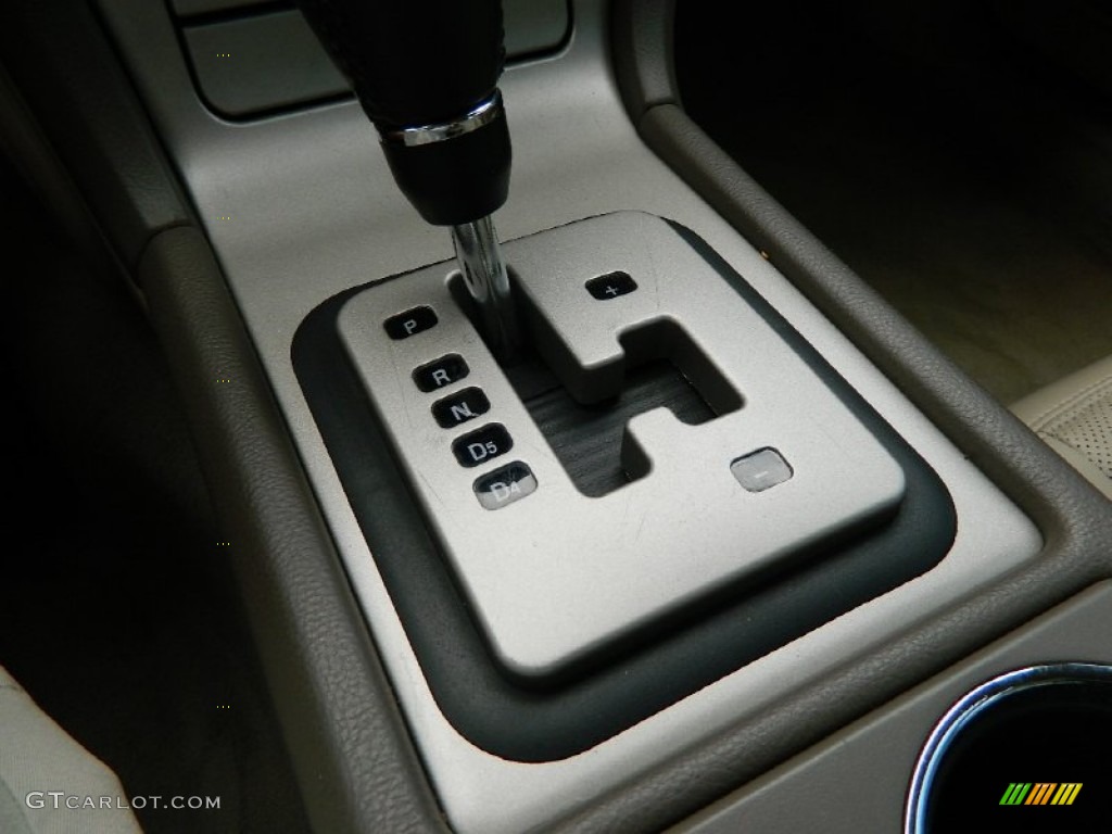 2004 Lincoln LS V8 Transmission Photos