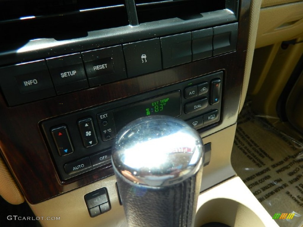 2007 Explorer Limited - White Sand Tri-Coat / Camel photo #17