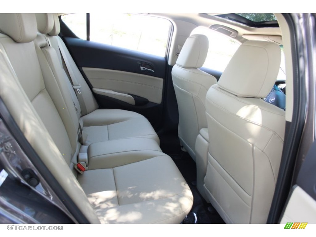 2014 Acura ILX 2.0L Technology Rear Seat Photo #82930195