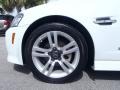 2009 Pontiac G8 Sedan Wheel and Tire Photo