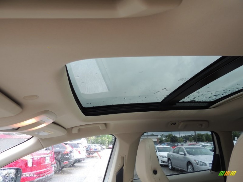 2013 XC60 3.2 - Ice White / Sandstone photo #4