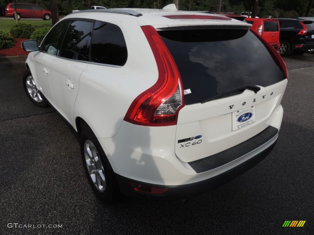 2013 XC60 3.2 - Ice White / Sandstone photo #16