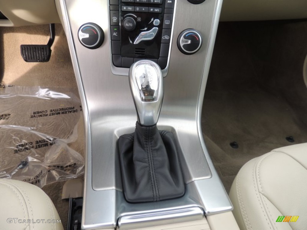 2013 XC60 3.2 - Ice White / Sandstone photo #20