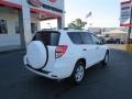 Super White - RAV4 I4 Photo No. 7