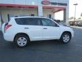 Super White - RAV4 I4 Photo No. 8