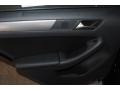 Black Uni - Jetta TDI Sedan Photo No. 24
