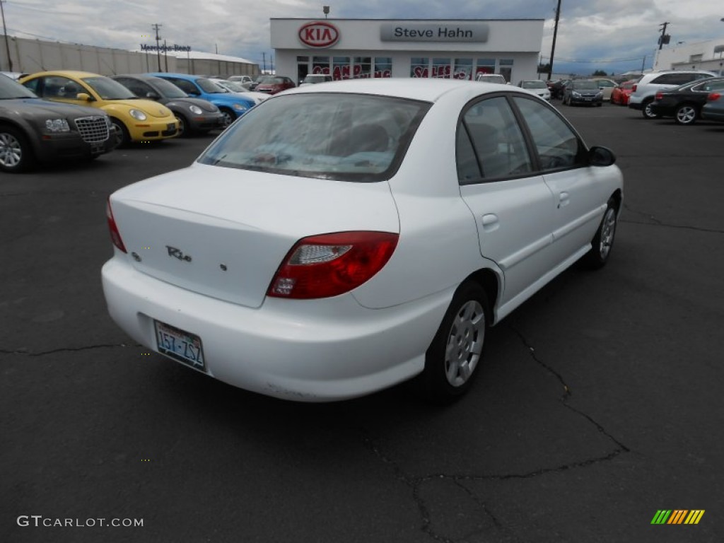 2002 Rio Sedan - Polar White / Gray photo #6