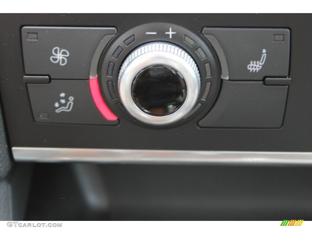 2013 Audi Q5 3.0 TFSI quattro Controls Photo #82941194