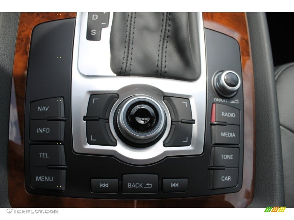 2013 Audi Q5 3.0 TFSI quattro Controls Photo #82941252