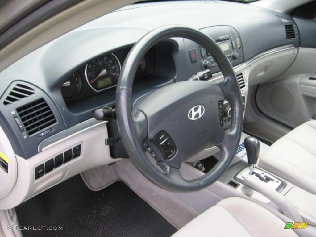 Gray Interior 2008 Hyundai Sonata GLS V6 Photo #82945003