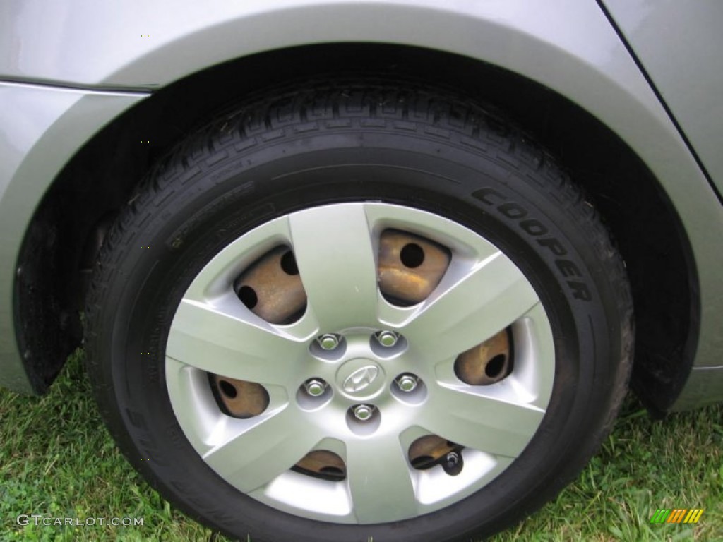 2008 Hyundai Sonata GLS V6 Wheel Photos