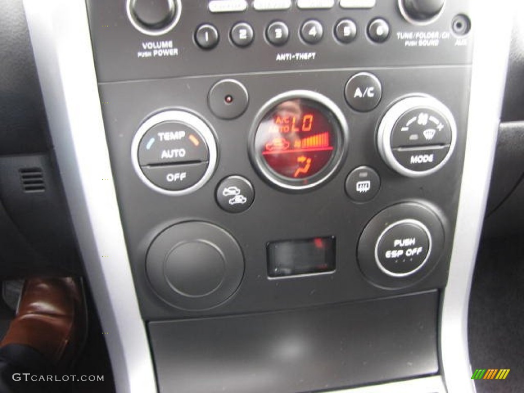 2011 Suzuki Grand Vitara Premium 4x4 Controls Photo #82946533