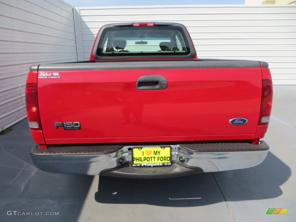 2004 F150 XL Heritage SuperCab - Bright Red / Heritage Medium Parchment photo #5