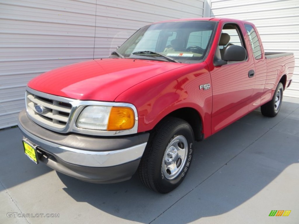2004 F150 XL Heritage SuperCab - Bright Red / Heritage Medium Parchment photo #7