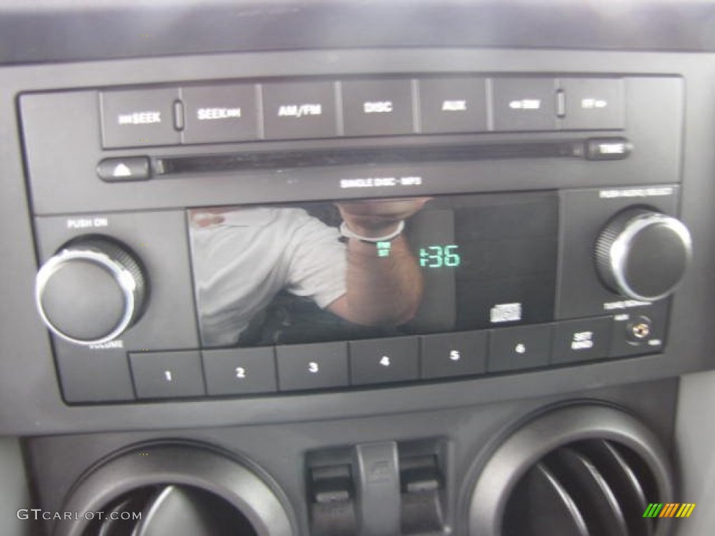 2010 Jeep Wrangler Sport 4x4 Audio System Photos
