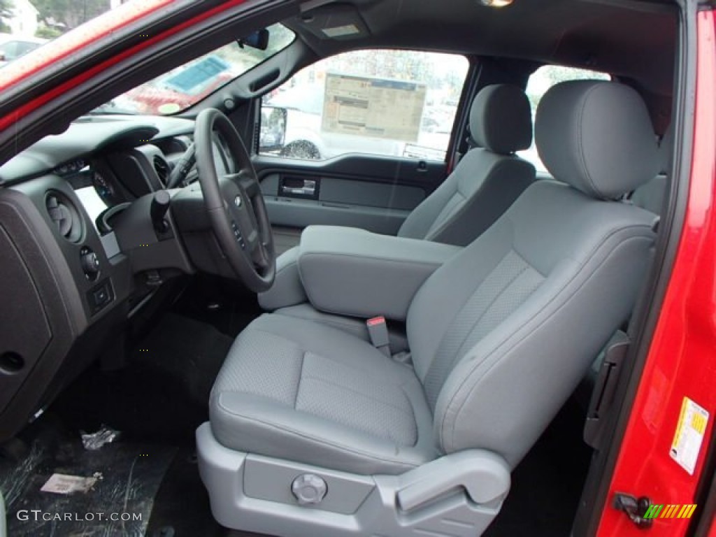 2013 Ford F150 STX SuperCab 4x4 Front Seat Photo #82949164