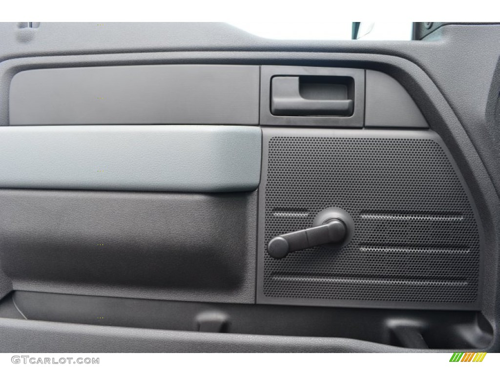 2013 F150 XL Regular Cab - Oxford White / Steel Gray photo #4