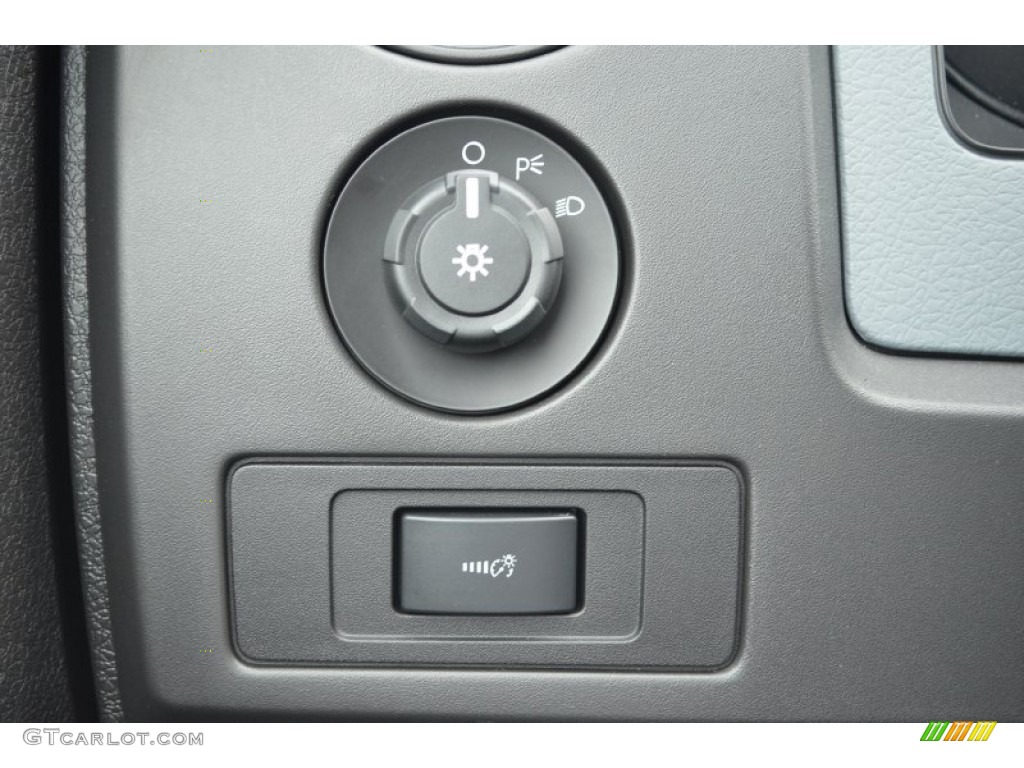 2013 F150 XL Regular Cab - Oxford White / Steel Gray photo #14
