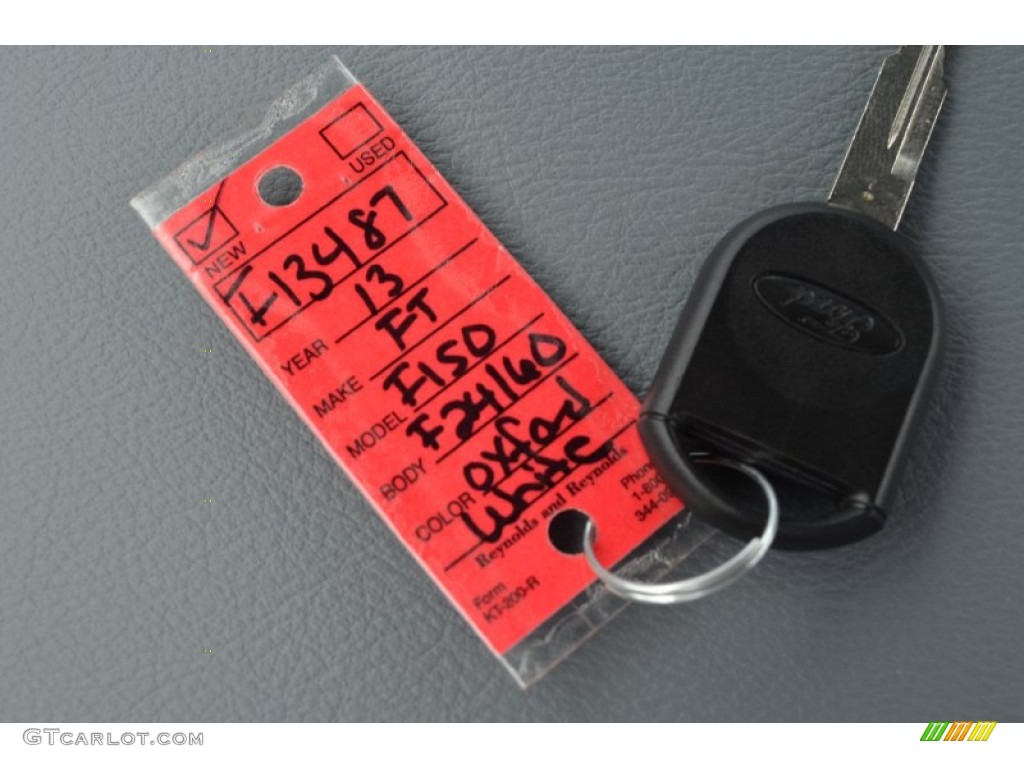 2013 F150 XL Regular Cab - Oxford White / Steel Gray photo #15