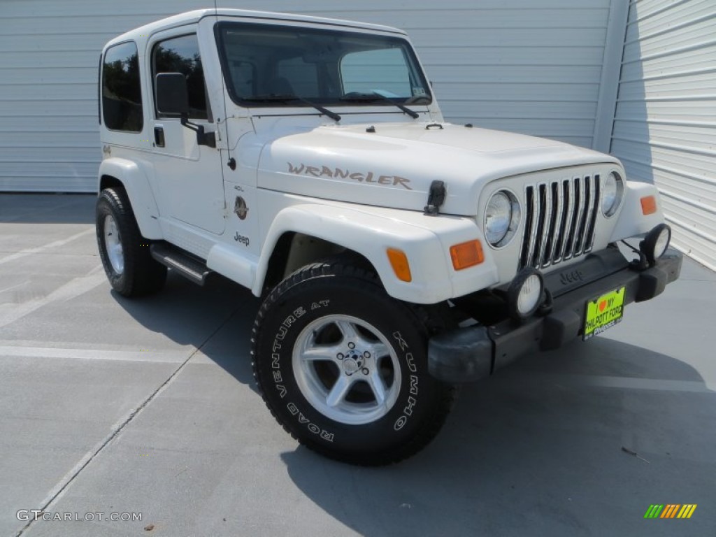 2000 Wrangler Sahara 4x4 - Stone White / Camel/Dark Green photo #1