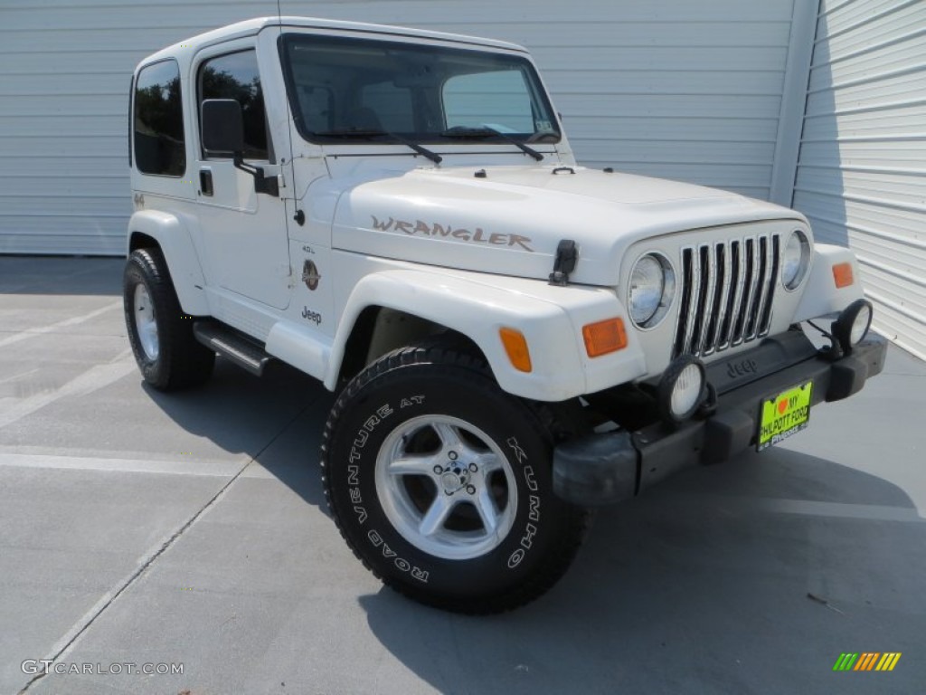 2000 Wrangler Sahara 4x4 - Stone White / Camel/Dark Green photo #2