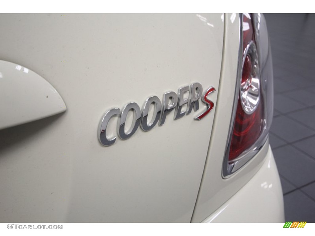 2013 Cooper S Coupe - Pepper White / Carbon Black photo #27